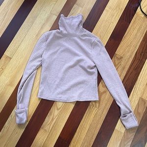 Pink crop turtleneck